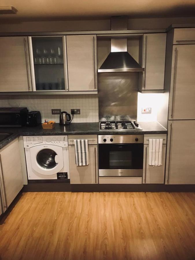 Ochiltree Apartment Глазгоу Екстериор снимка